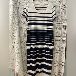 Chicos maxi dress Chico size 1 equals medium or 8/10. Dark navy & white stripes